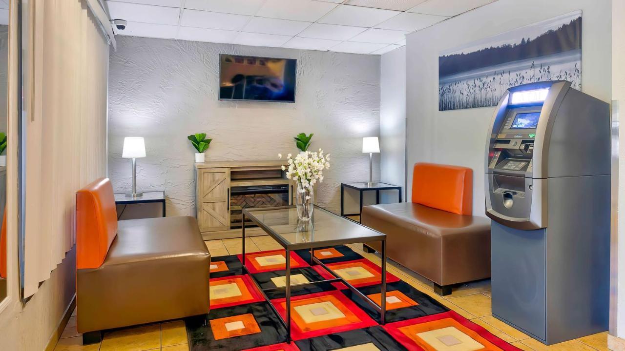 Motel 6-Milwaukee, Wi - Glendale Екстериор снимка