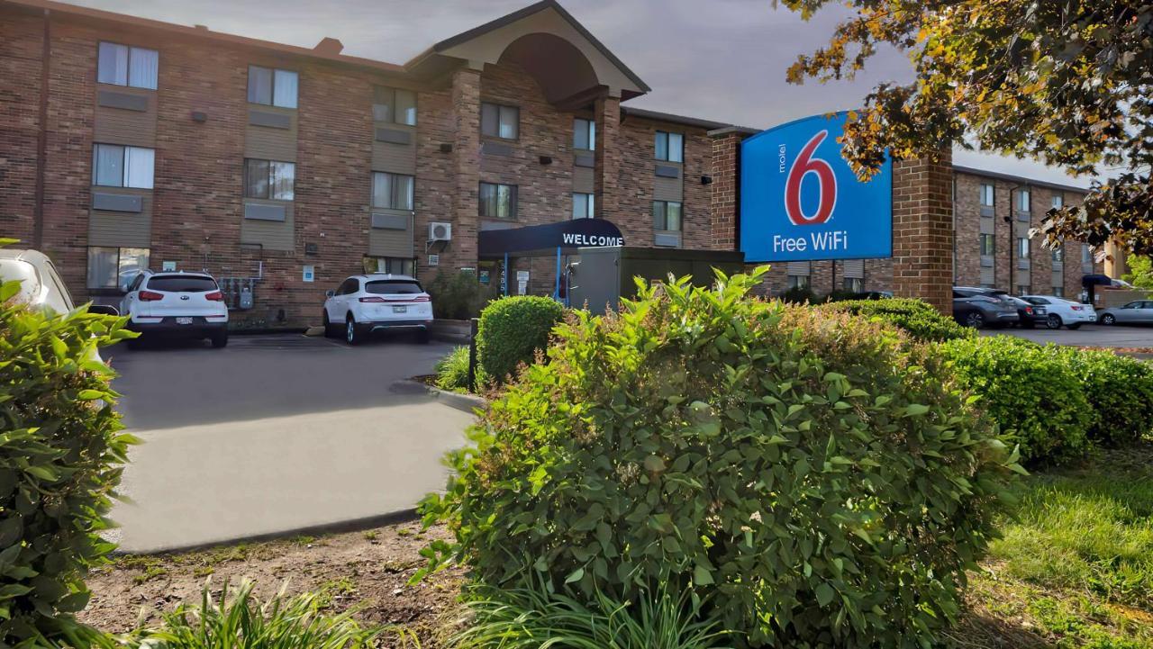 Motel 6-Milwaukee, Wi - Glendale Екстериор снимка