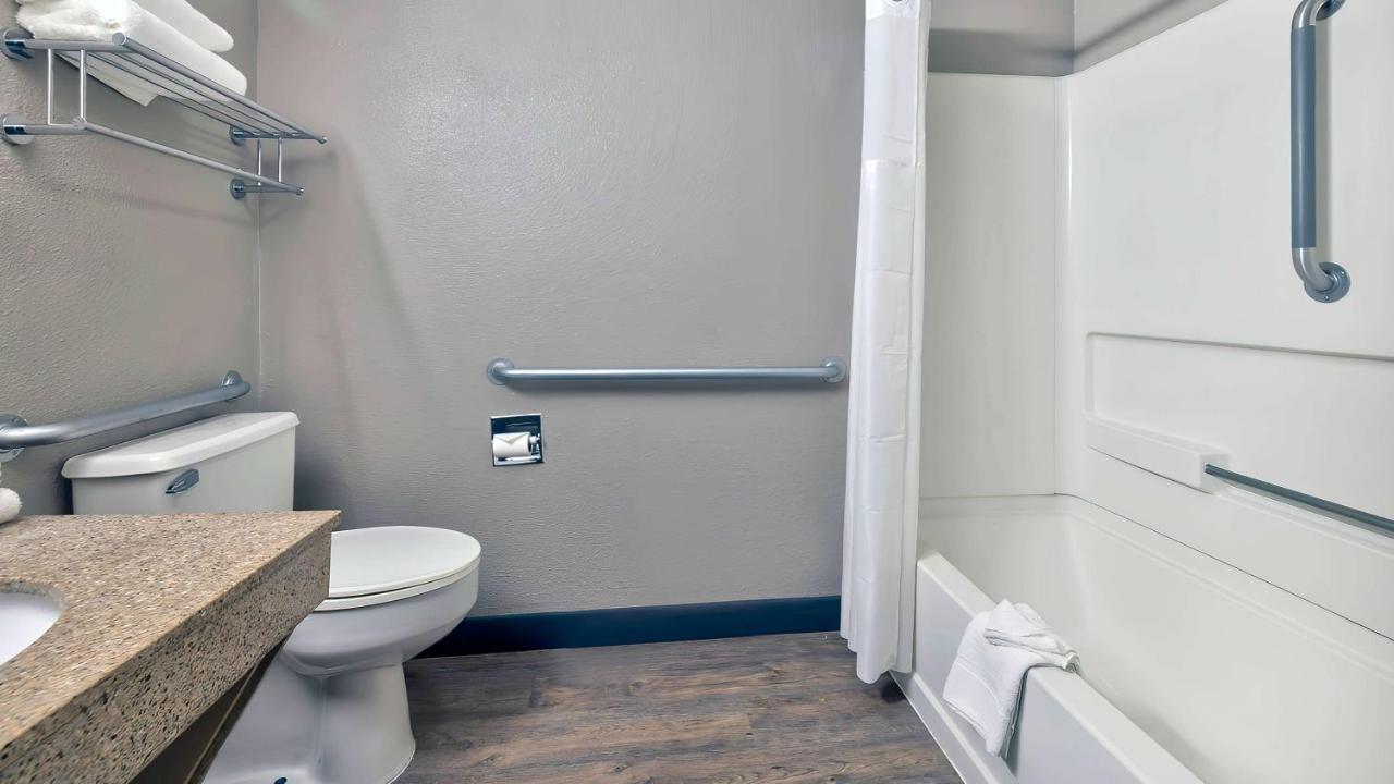Motel 6-Milwaukee, Wi - Glendale Екстериор снимка