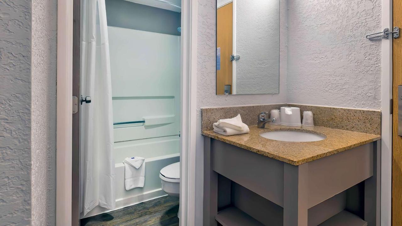 Motel 6-Milwaukee, Wi - Glendale Екстериор снимка
