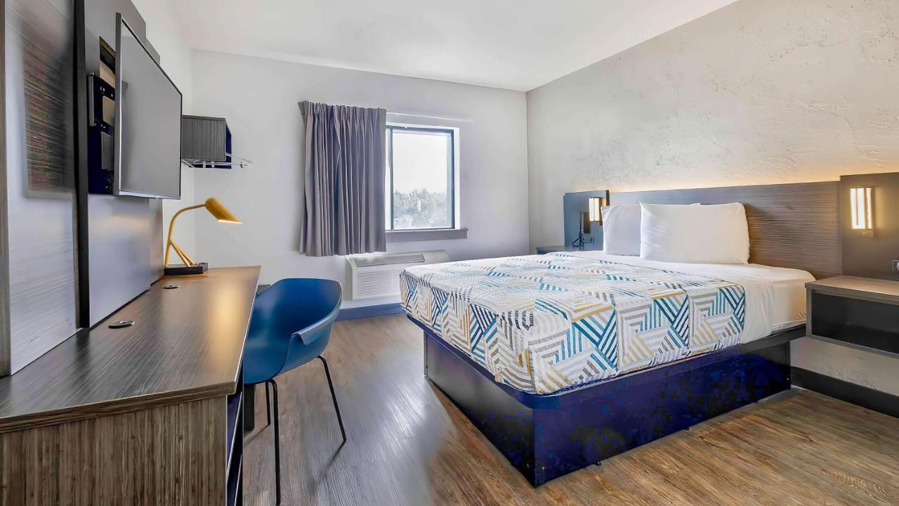 Motel 6-Milwaukee, Wi - Glendale Екстериор снимка