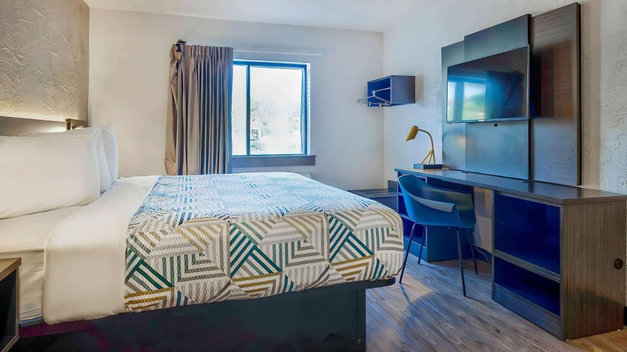 Motel 6-Milwaukee, Wi - Glendale Екстериор снимка