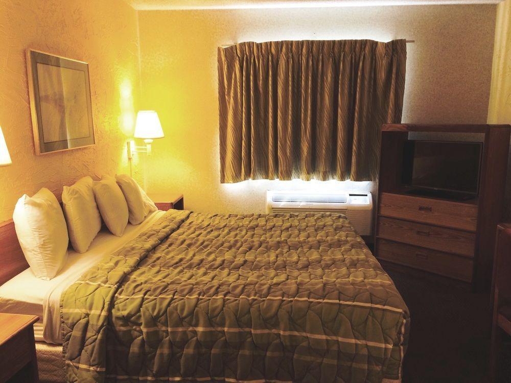 Motel 6-Milwaukee, Wi - Glendale Екстериор снимка