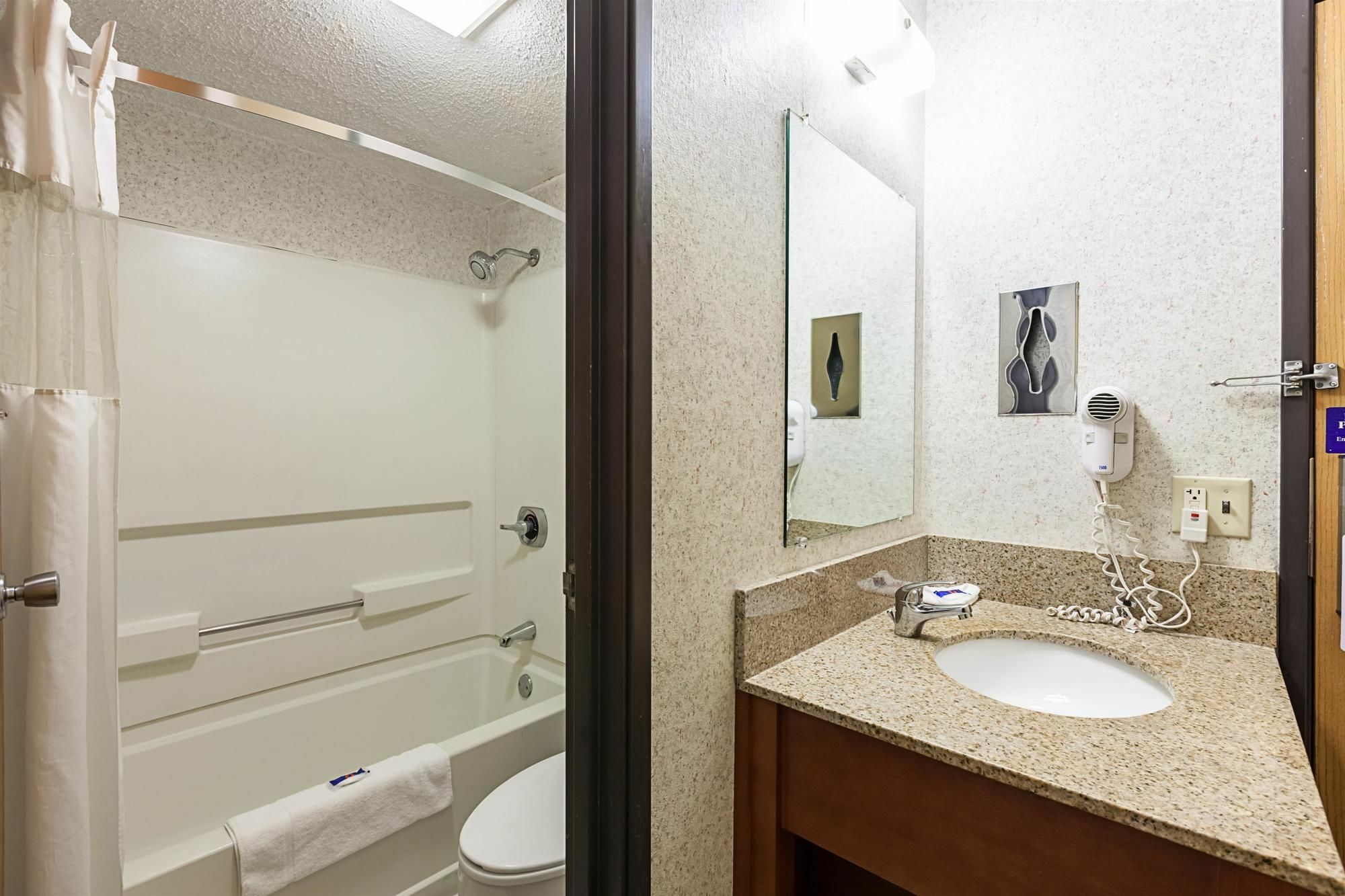 Motel 6-Milwaukee, Wi - Glendale Екстериор снимка