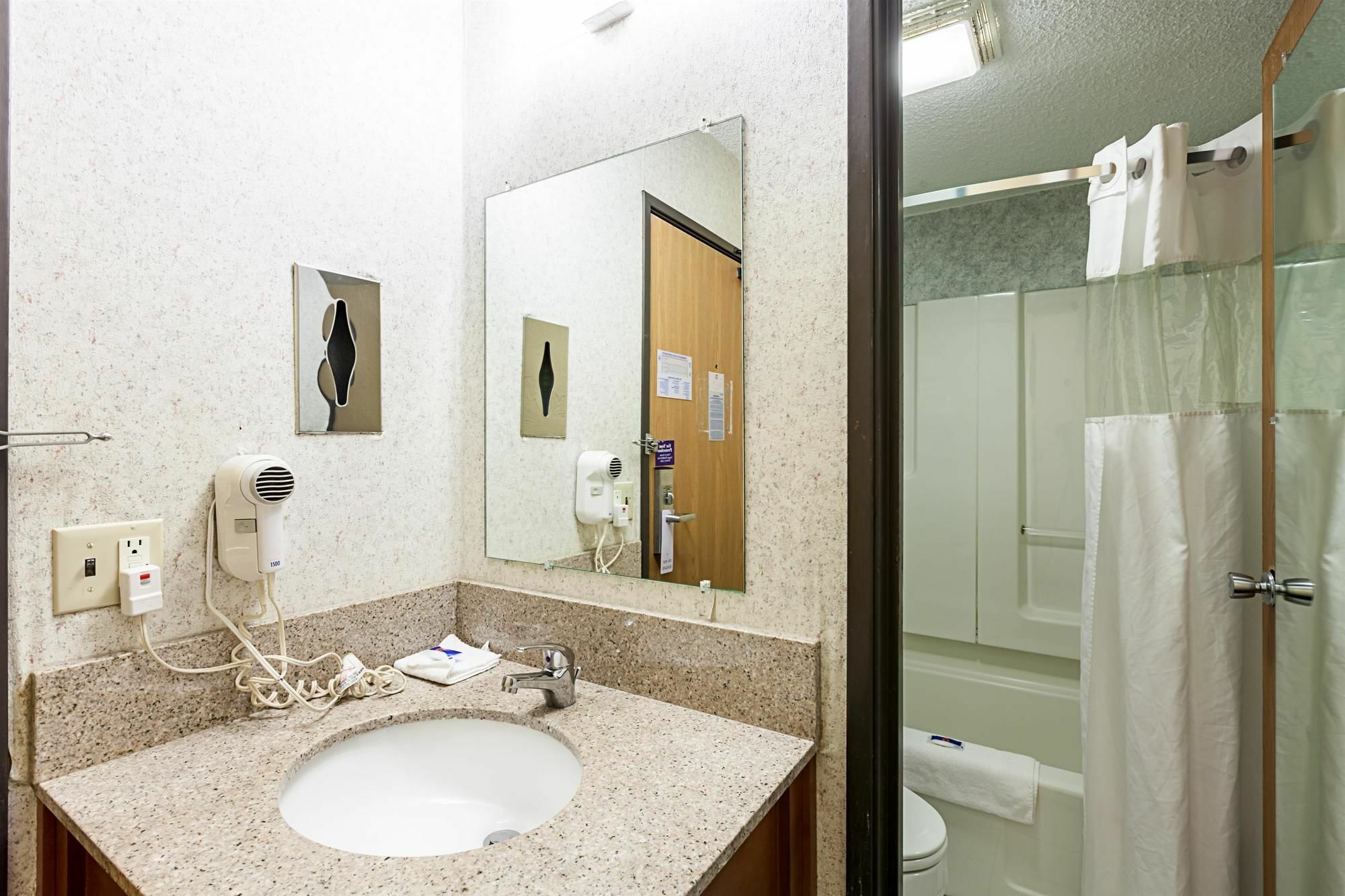 Motel 6-Milwaukee, Wi - Glendale Екстериор снимка